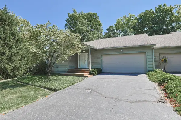 2218 Sweetbriar Lane #8, Cincinnati, OH 45239