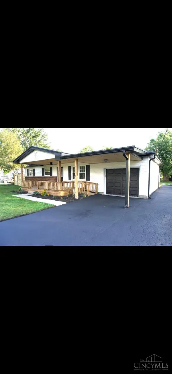 60 Maple Street, Mowrystown, OH 45171