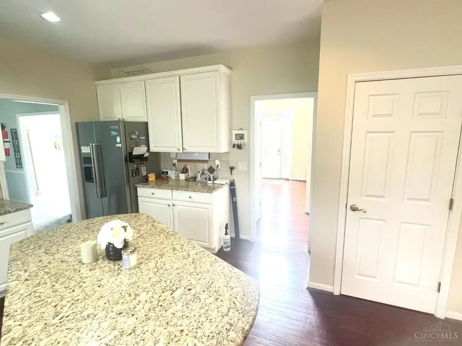 334 Glensford Drive, Springdale, OH 45246 - #3