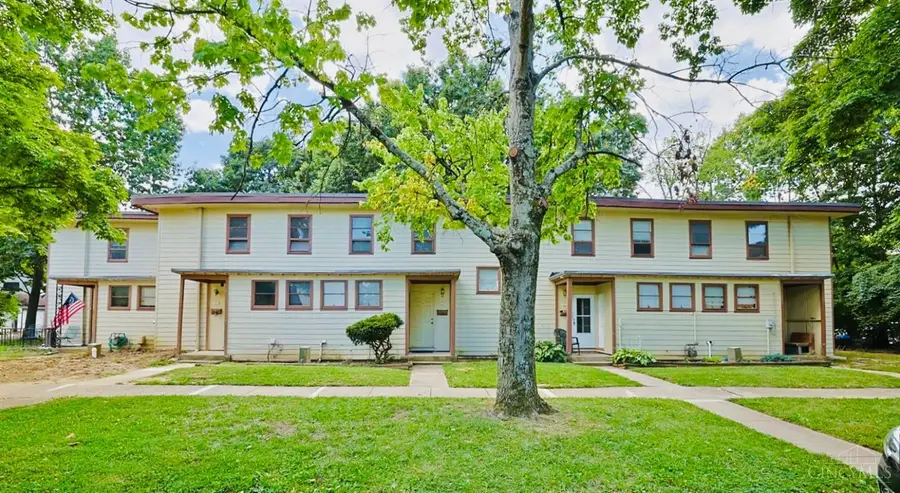 25 Farragut Road, Greenhills, OH 45218 - #2