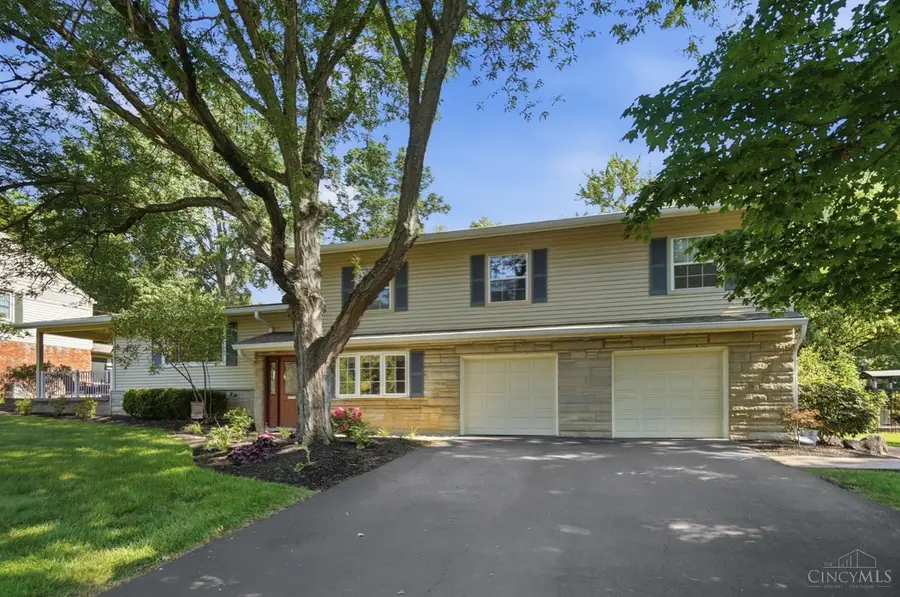526 Chisholm Trail, Wyoming, OH 45215 - #2