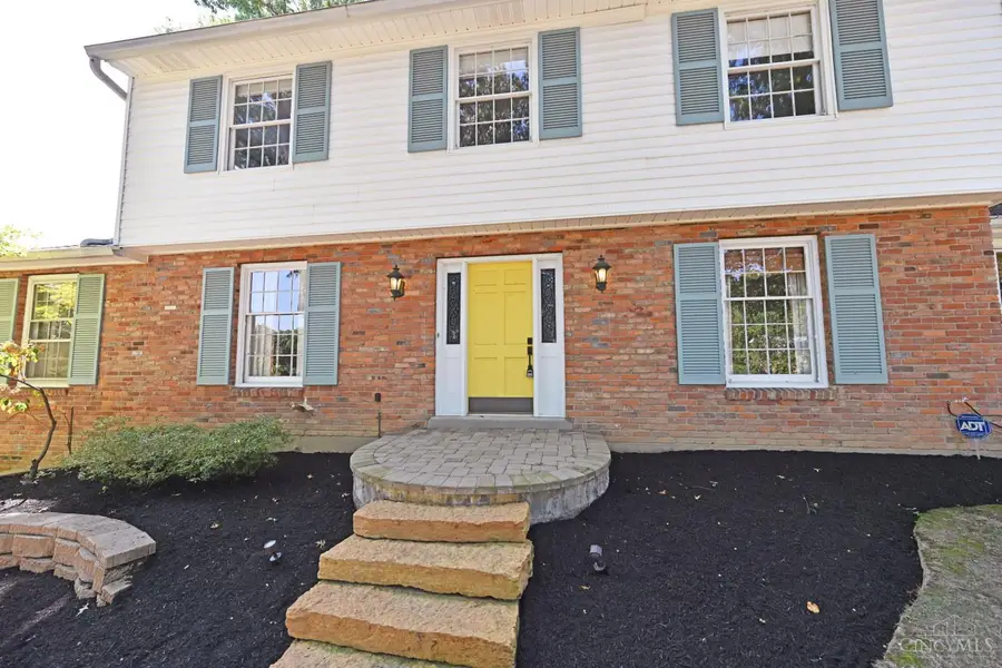 359 Woodknoll Terrace, Cincinnati, OH 45215 - #3