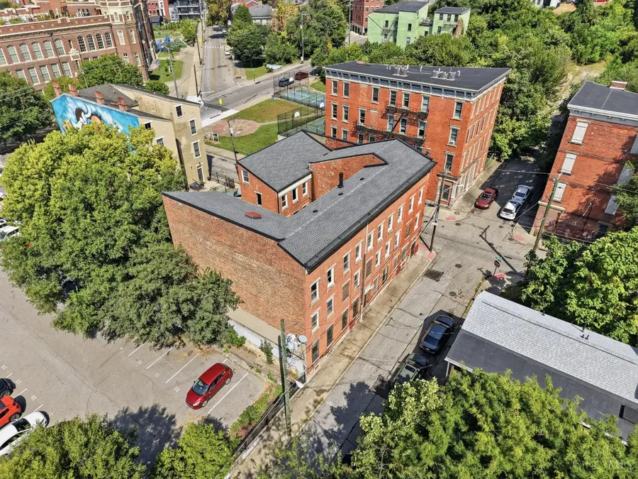 1637 Hughes Street, Cincinnati, OH 45202 - #2