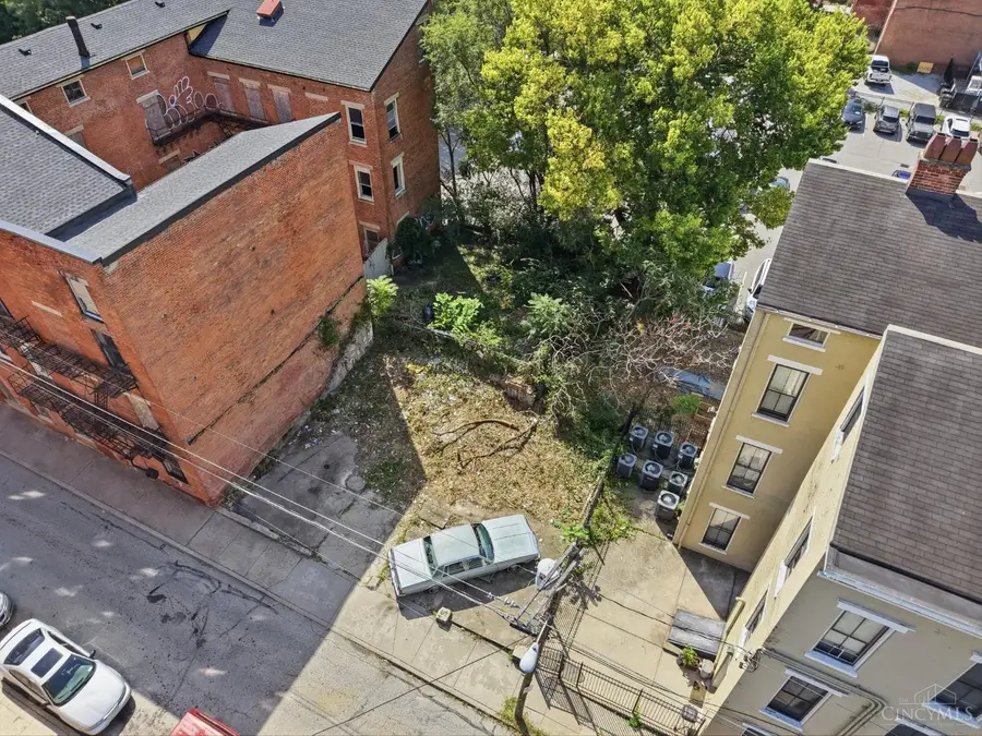 1637 Hughes Street, Cincinnati, OH 45202 - #3