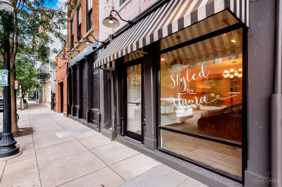 16 E Thirteenth Street, Cincinnati, OH 45202 - #2