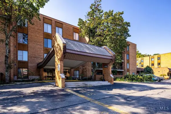 3533 Amberacres Drive #308E, Cincinnati, OH 45237