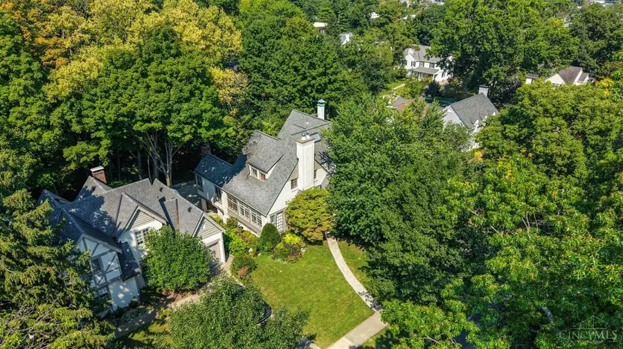3621 Victoria Lane, Cincinnati, OH 45208 - #3