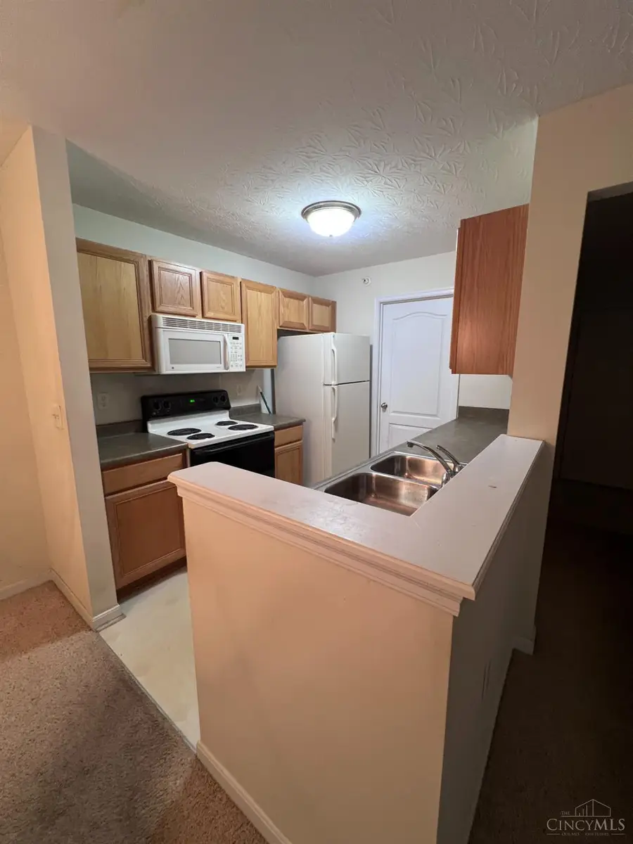 3414 North Bend Road #4, Monfort Heights, OH 45239 - #2