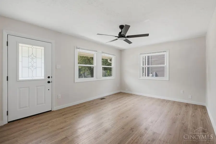 6304 Chandler Street, Cincinnati, OH 45227 - #3