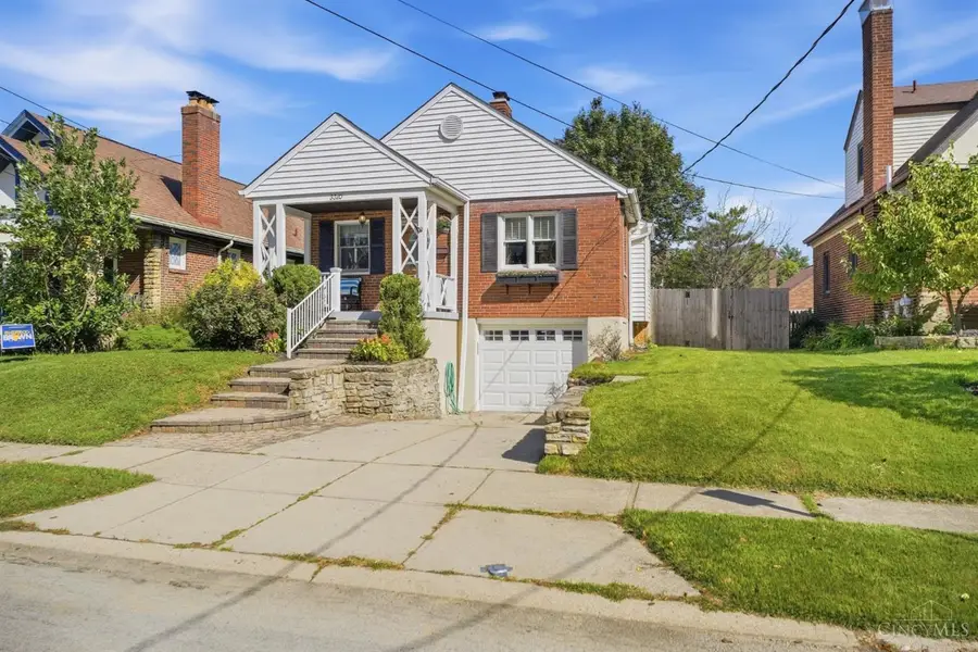 3320 N Sterling Way, Cincinnati, OH 45209 - #3
