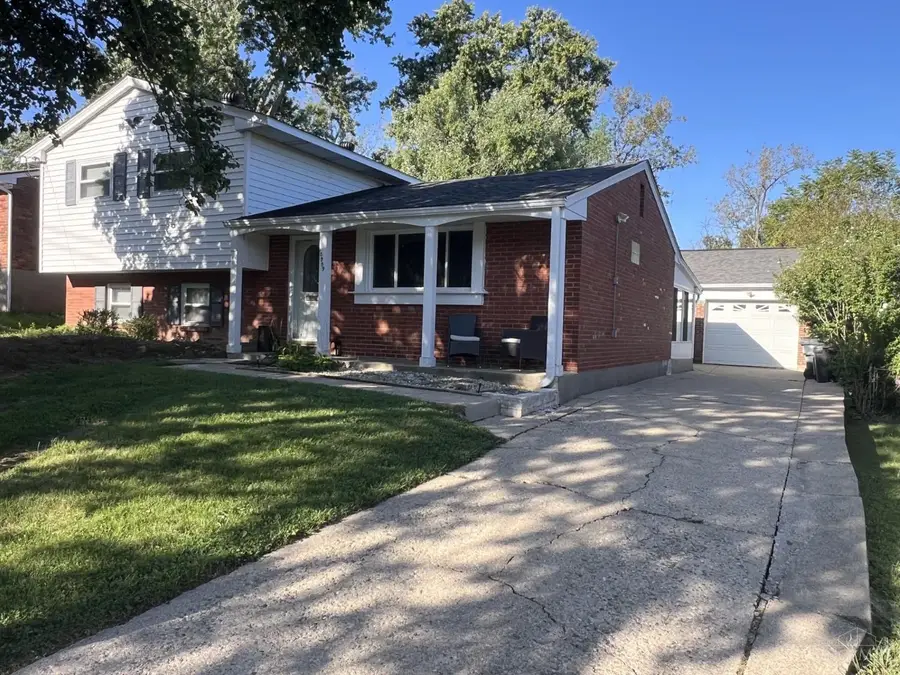 10959 Thornview Drive, Sharonville, OH 45241 - #2