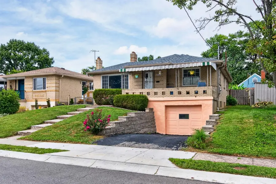 2922 Lawndale Avenue, Cincinnati, OH 45212 - #3
