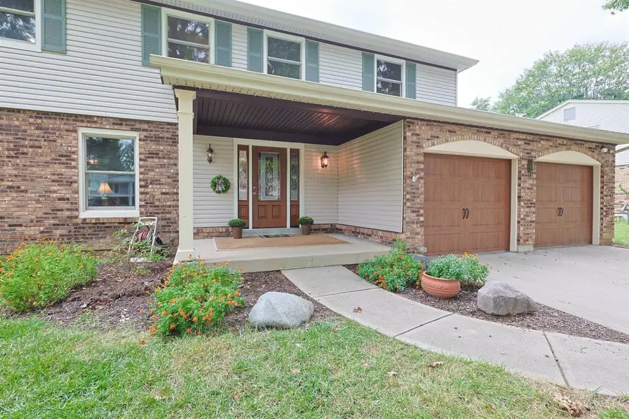 8389 Shadowpoint Court, Montgomery, OH 45242 - #2