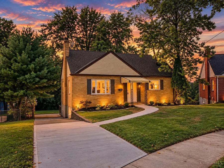 3909 Cedarwood Place, Cincinnati, OH 45213 - #2