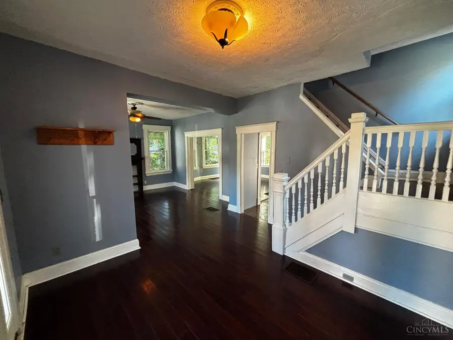 279 Helen Street, Cincinnati, OH 45219 - #2