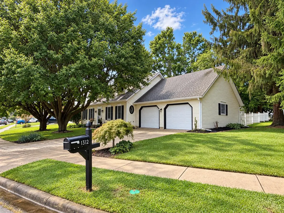1312 Ridge Road, Wilmington, OH 45177 - #1