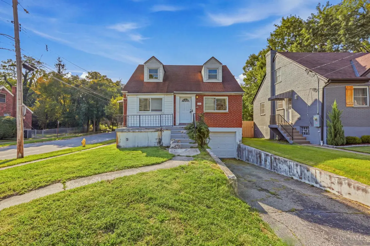 5601 Lester Road, Cincinnati, OH 45213 - #1