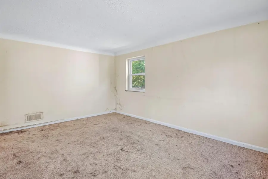 5601 Lester Road, Cincinnati, OH 45213 - #2