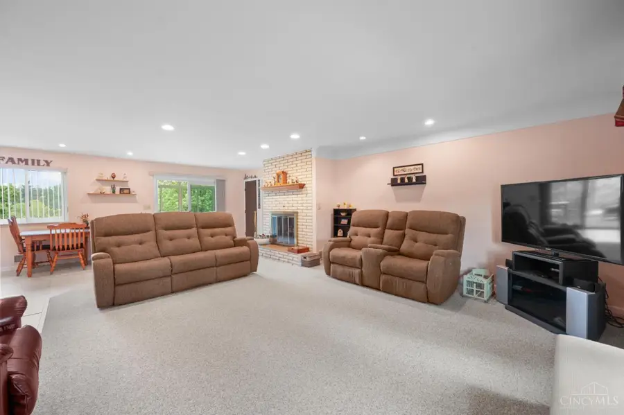 6166 Ramblingridge Drive, Green, OH 45247 - #3