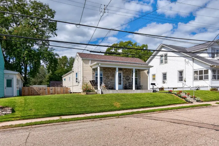 215 S Sycamore Street, Harrison, OH 45030 - #2