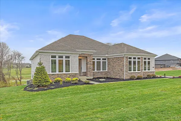 2504 Bent Grass Drive, Beavercreek, OH 45431