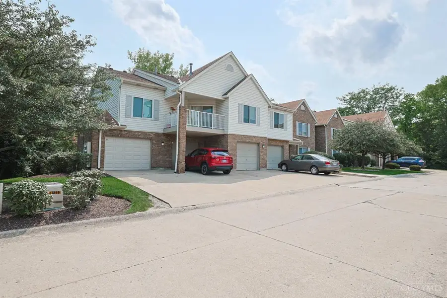 3351 Lindsay Lane #33, Colerain, OH 45251 - #2