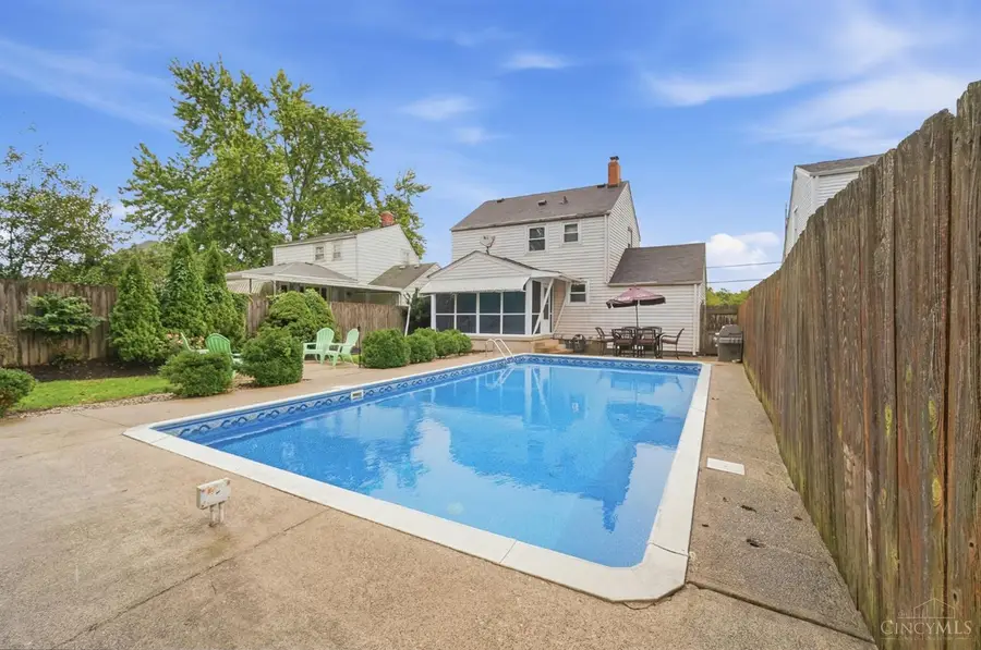 809 Eaton Avenue, Hamilton, OH 45013 - #2