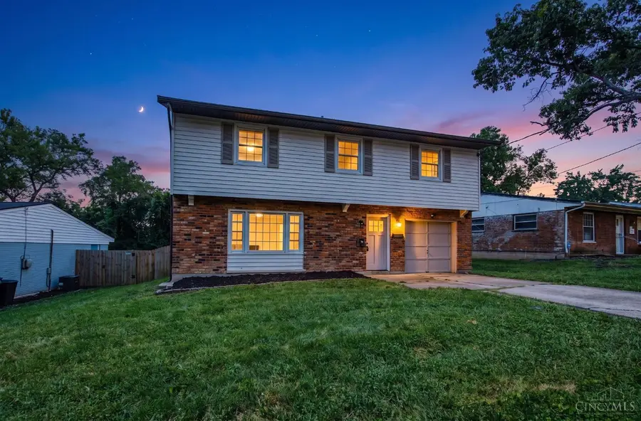 5452 Ehrling Road, Columbia, OH 45227 - #2
