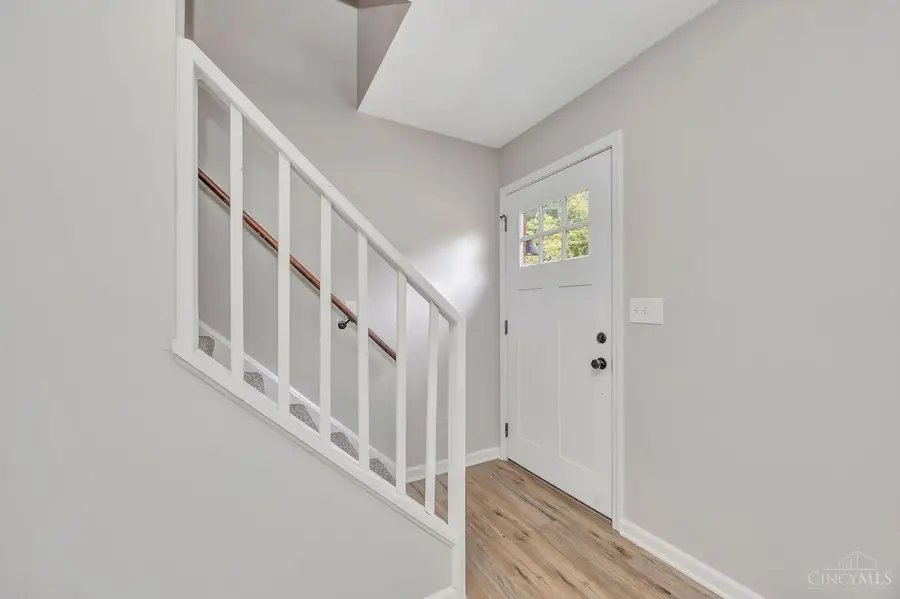 5452 Ehrling Road, Columbia, OH 45227 - #3