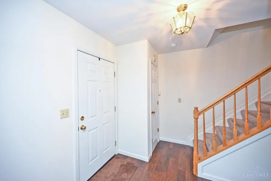 8738 Sarahs Bend Drive, Cincinnati, OH 45251 - #2