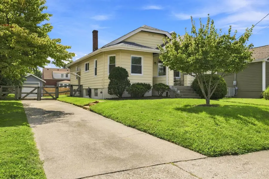 3805 Lansdowne Avenue, Deer Park, OH 45236 - #3