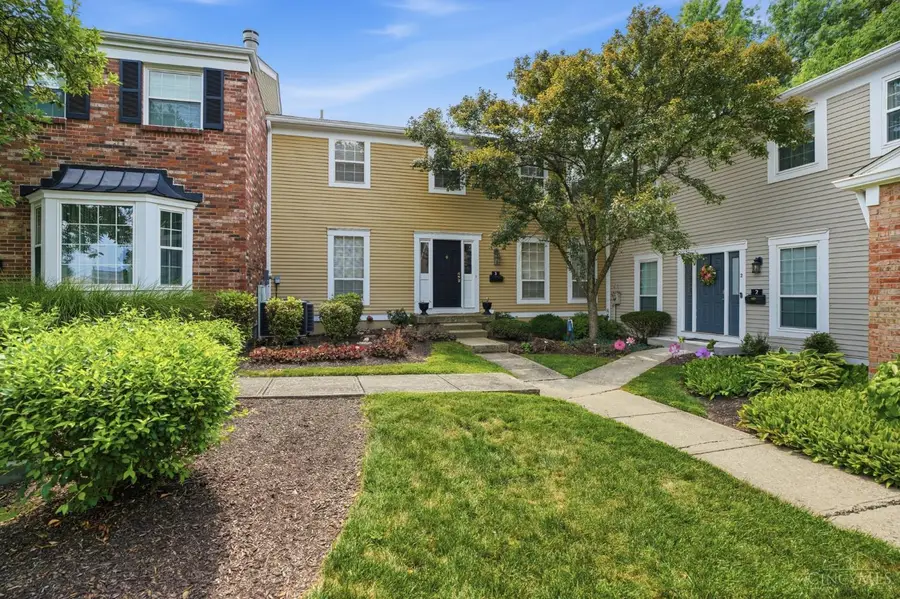 3 S Applewood Court, Fairfield, OH 45014 - #2