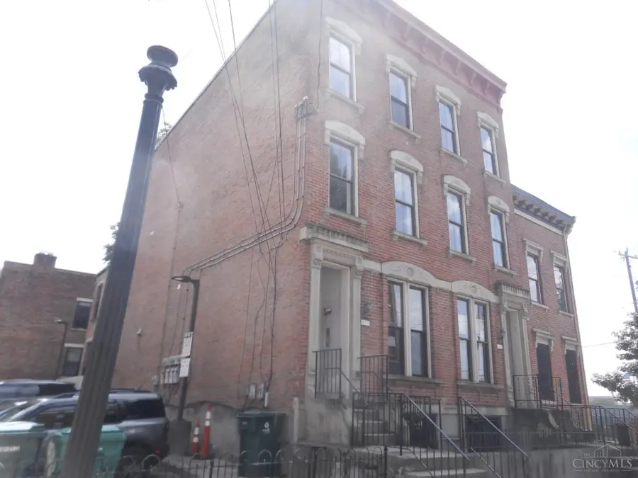 433 Hopkins Street, Cincinnati, OH 45203 - #2
