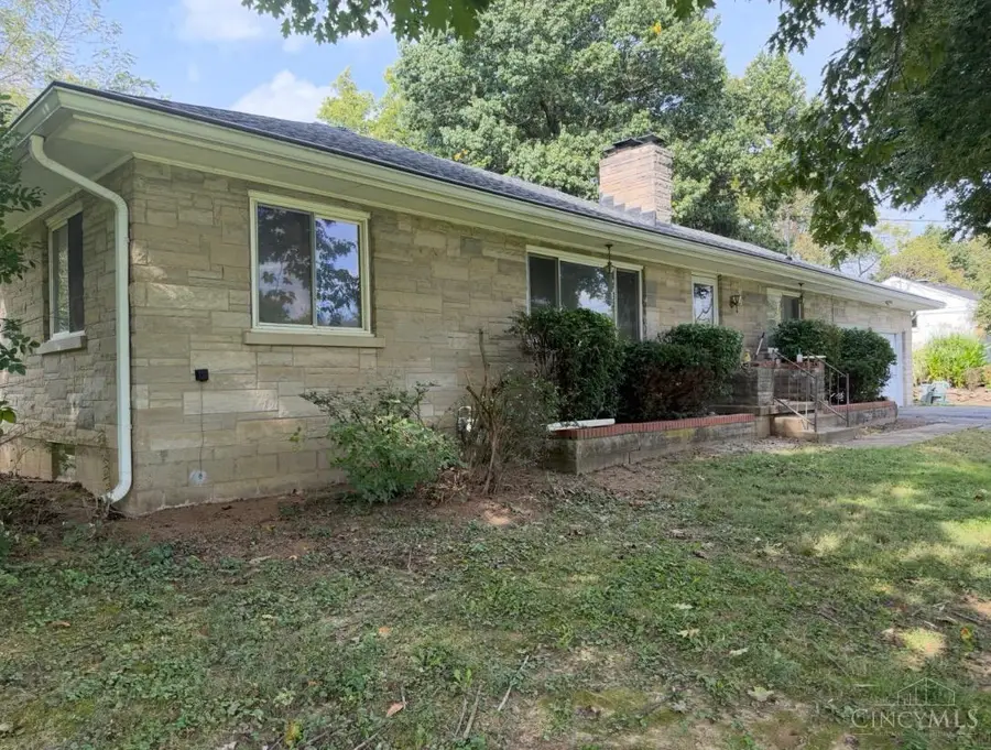 1585 Northview Circle, Fairfield, OH 45014 - #2
