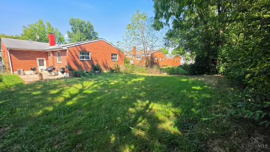 1054 Brooke Avenue, Anderson, OH 45230 - #3