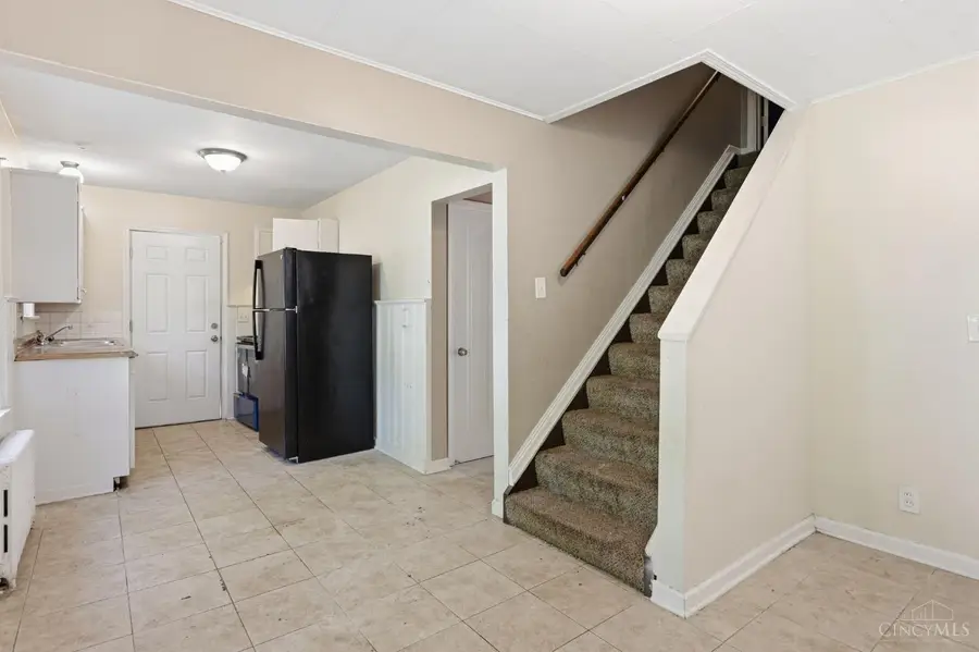 6814 Warder Drive, Finneytown, OH 45224 - #3
