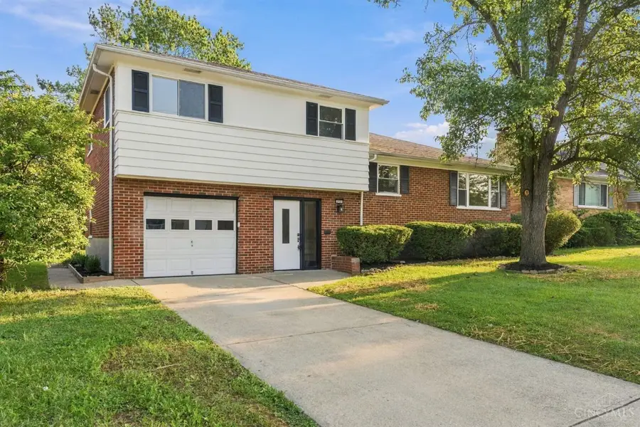 708 Danvers Drive, Forest Park, OH 45240 - #3