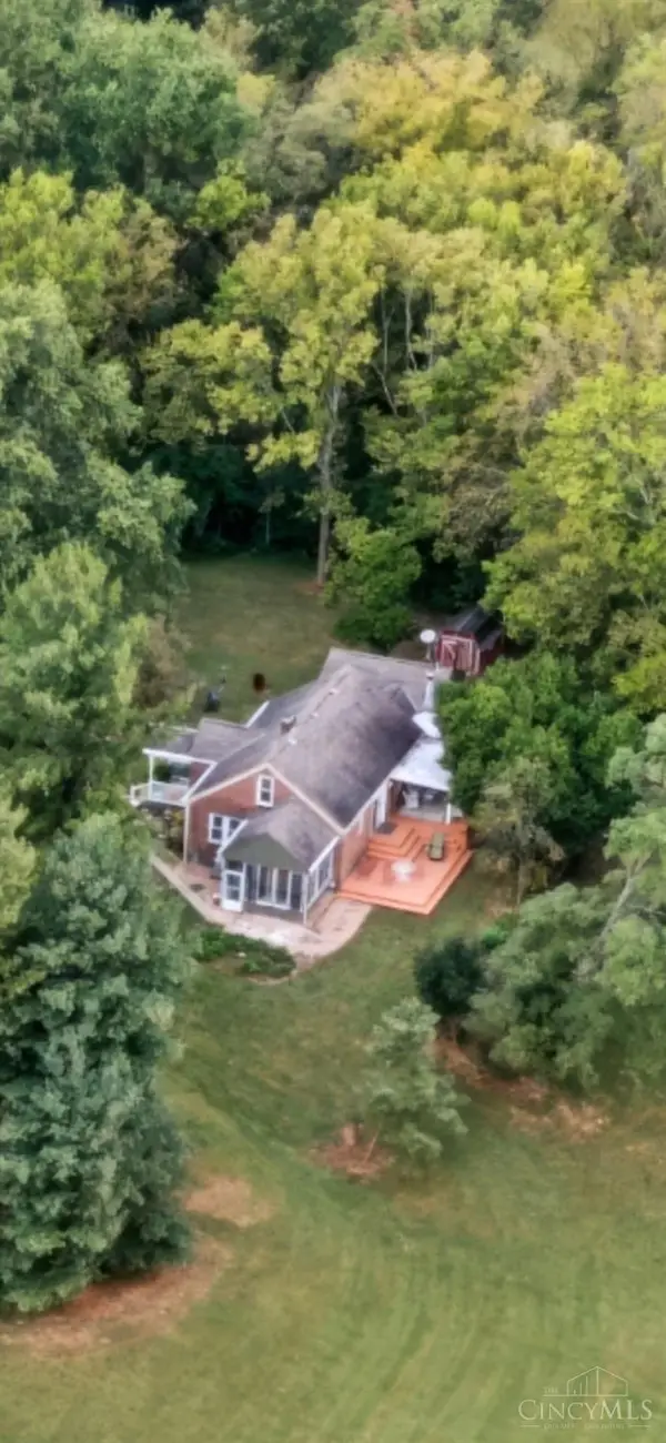 596 W Plane Street, Bethel, OH 45106