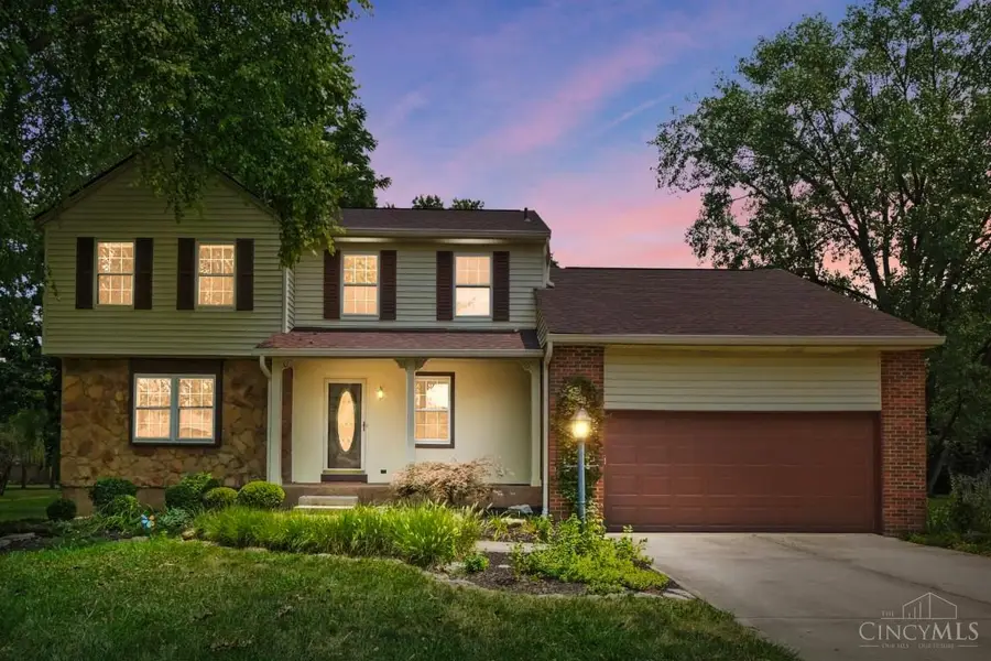 7590 Rolling Meadows Drive, West Chester, OH 45069 - #2