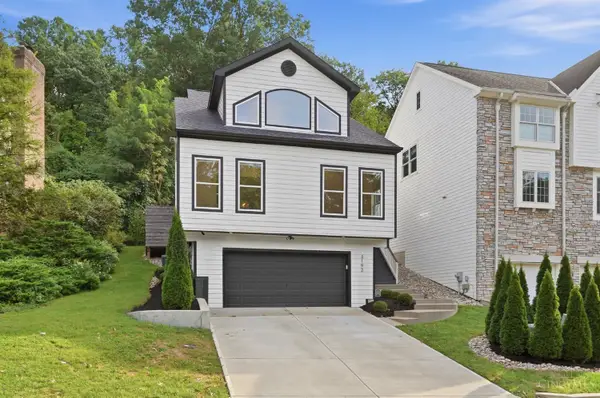 3192 Golden Hollow Avenue, Cincinnati, OH 45226