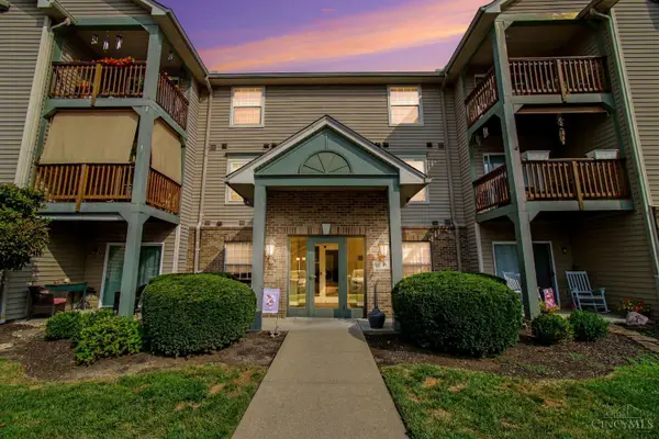 4941 N Arbor Woods Court #301, Green Twp, OH 45248