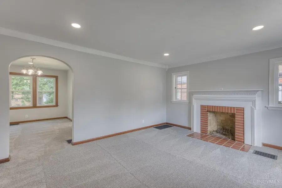 6435 Graceland Avenue, Golf Manor, OH 45237 - #3