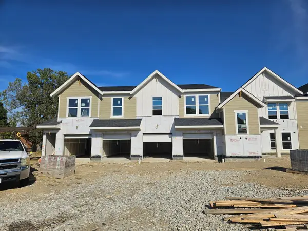420 Pilot Point #2-301, Vandalia, OH 45377