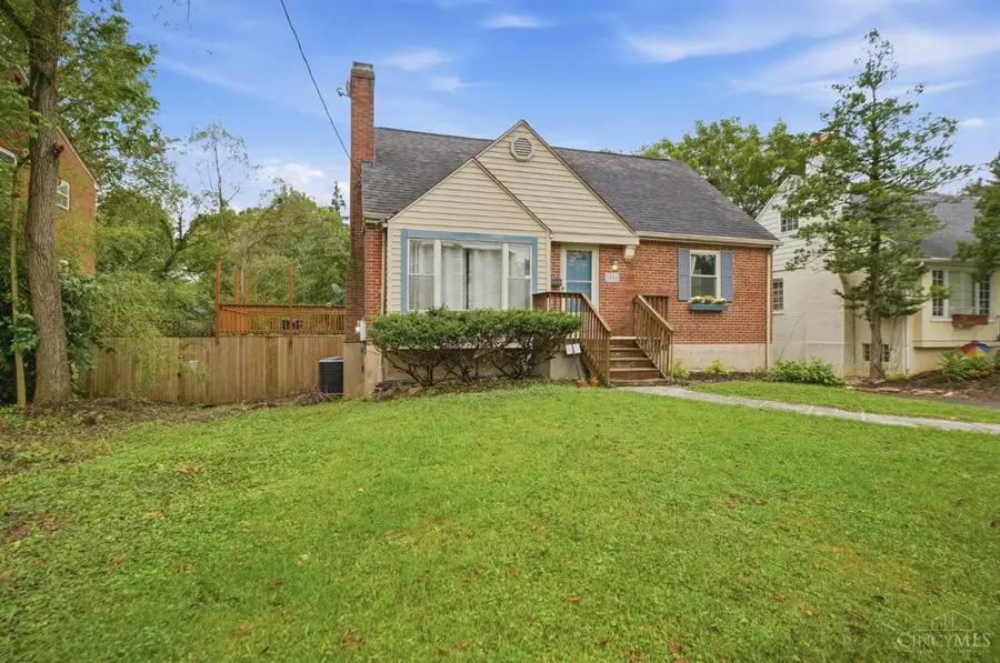 1601 Sutton Avenue, Cincinnati, OH 45230 - #2