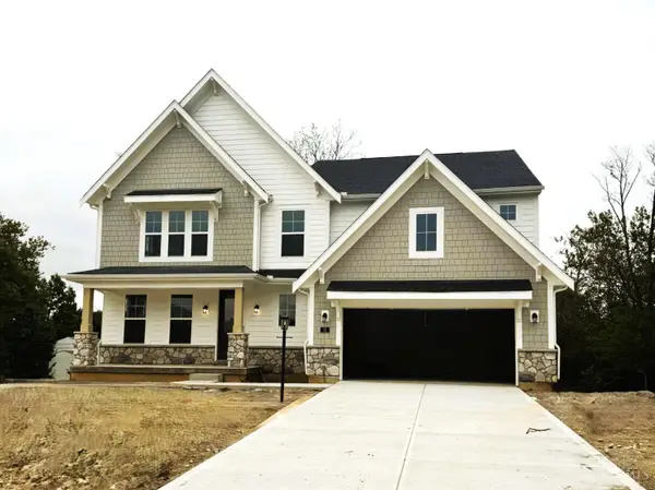 10 Wadestone Lane, Springboro, OH 45066