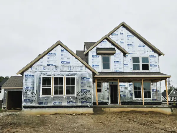 2380 Forest Oaks Drive, Beavercreek, OH 45431