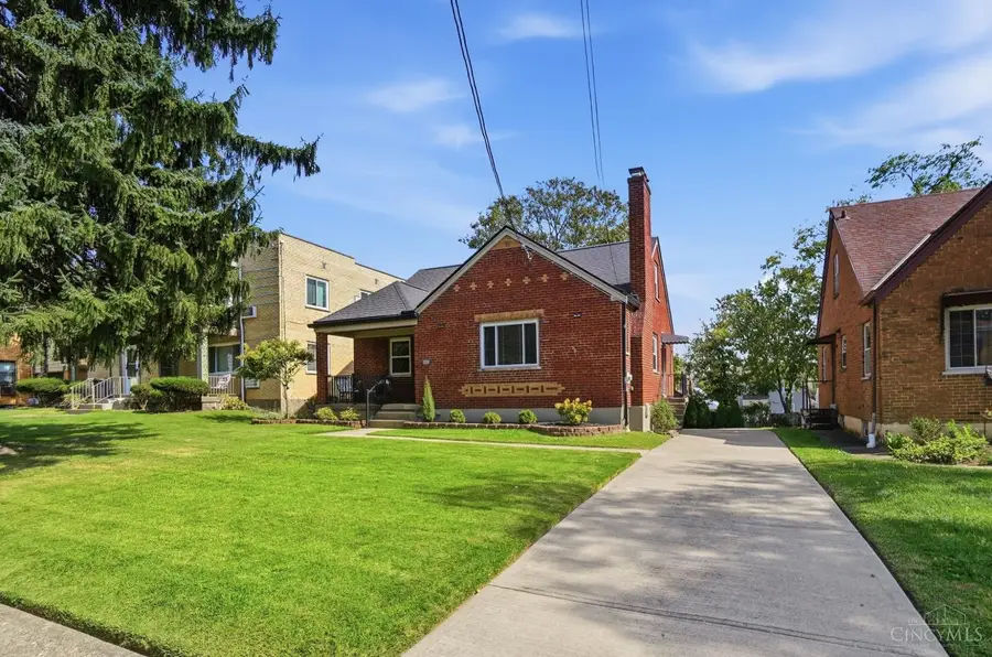 3520 Robb Avenue, Cincinnati, OH 45211 - #3