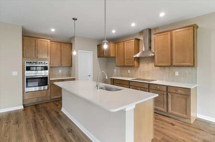 2552 Golden Leaf Drive, Beavercreek, OH 45431 - #2