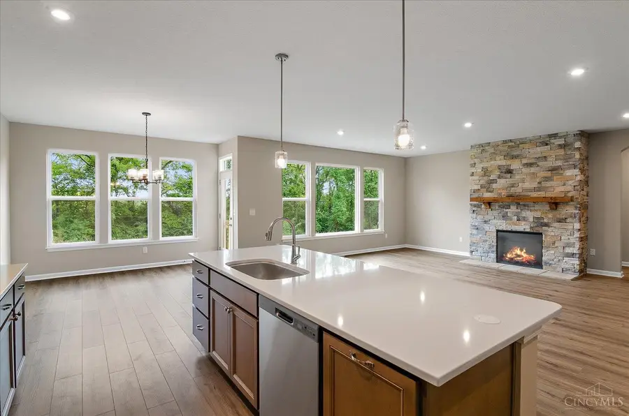 2552 Golden Leaf Drive, Beavercreek, OH 45431 - #3