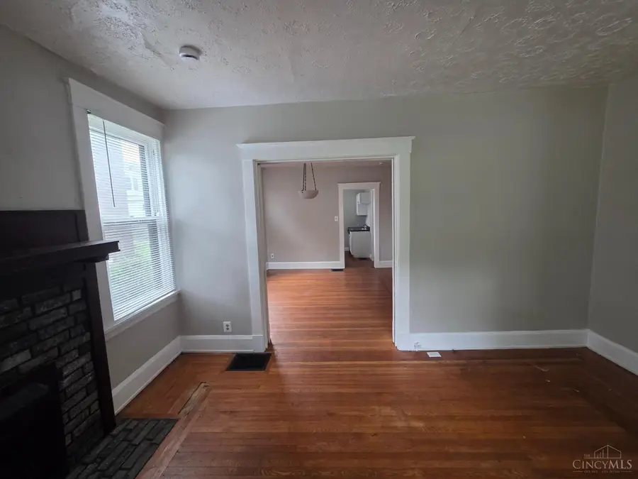 4009 Ivanhoe Avenue, Norwood, OH 45212 - #3